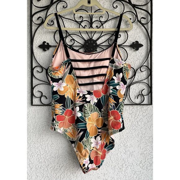 Hurley Floral One Piece Swim Suit - Size 2XL - Multicolored - Picture 6 of 12